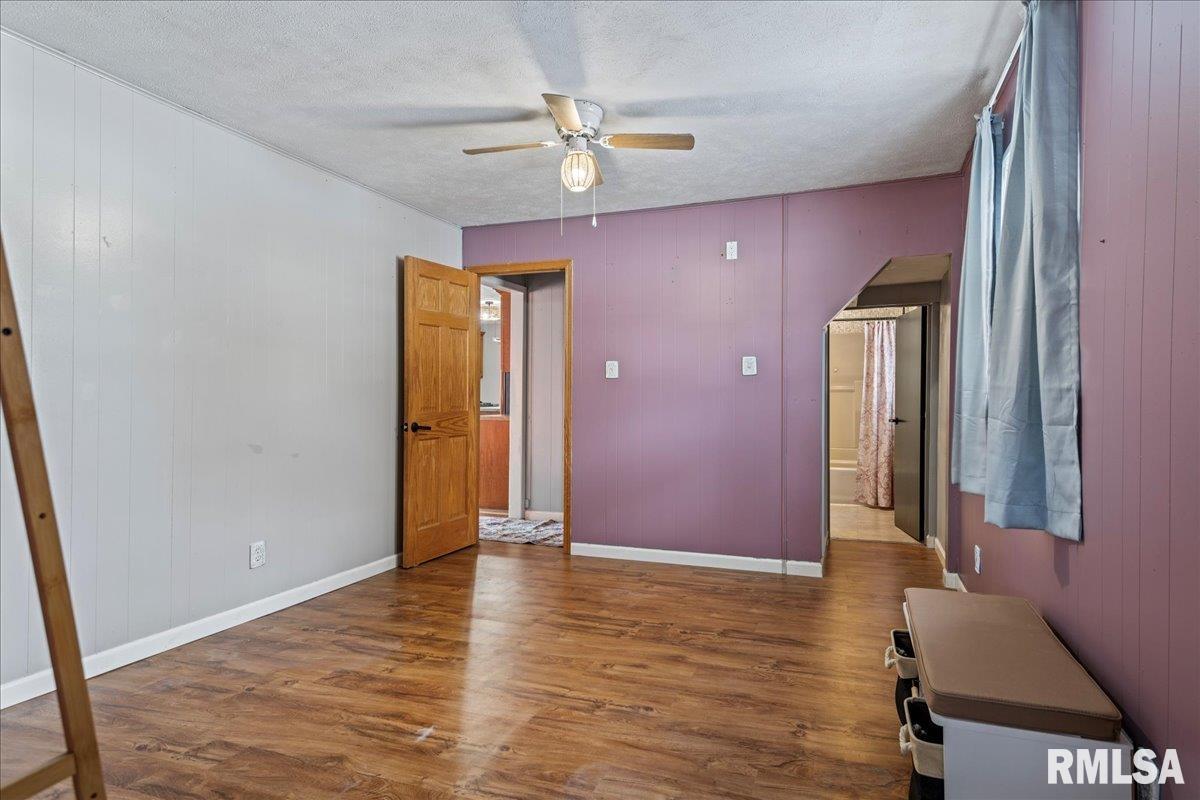 115 2nd Street Pawnee, IL 62558 - Photo 18 of 45