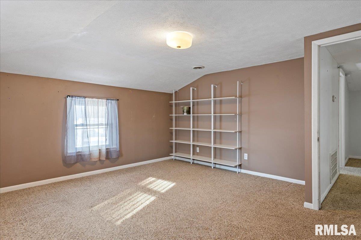 115 2nd Street Pawnee, IL 62558 - Photo 27 of 45