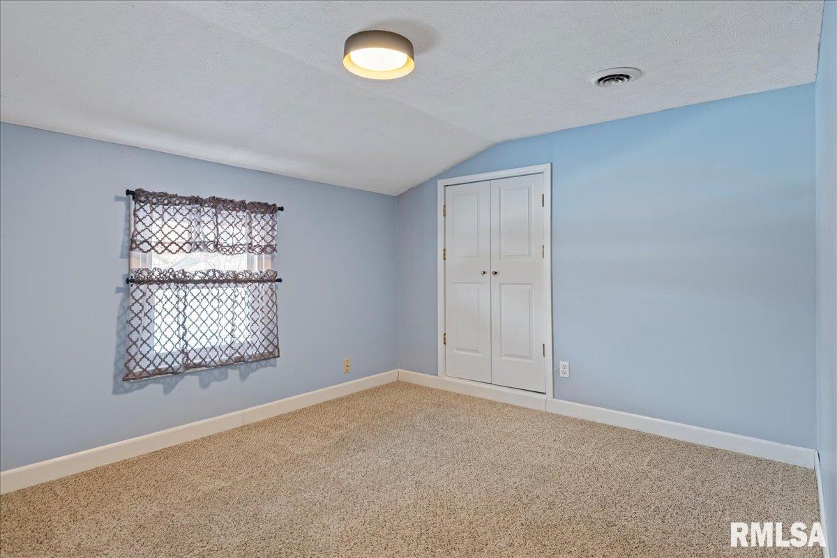 115 2nd Street Pawnee, IL 62558 - Photo 35 of 45