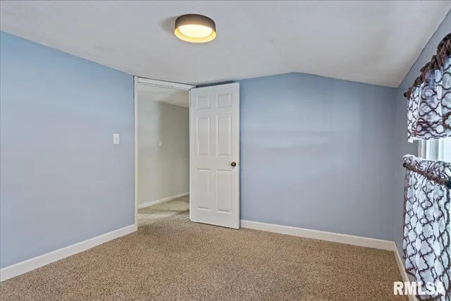 $227,900 | 115 2nd Street, Pawnee, IL 62558