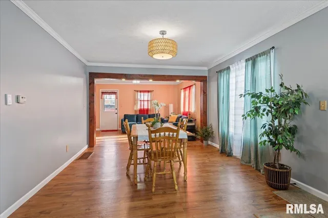 $227,900 | 115 2nd Street, Pawnee, IL 62558