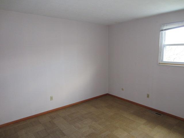 3434 Binbrook Road Columbus, OH 43227 - Photo 4 of 7 Gallery Image 4