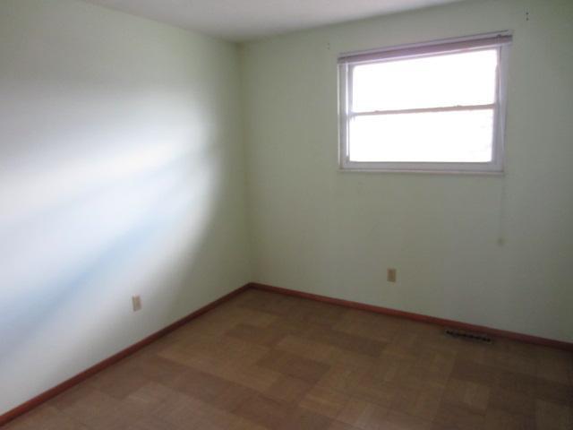 3434 Binbrook Road Columbus, OH 43227 - Photo 5 of 7 Gallery Image 5