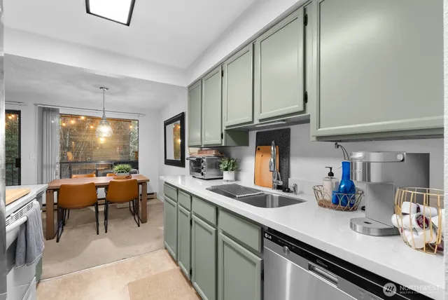 $309,999 | 7324 Skyview Lane North, Unit N202, Tacoma, WA 98406