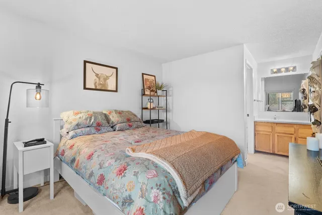 $309,999 | 7324 Skyview Lane North, Unit N202, Tacoma, WA 98406