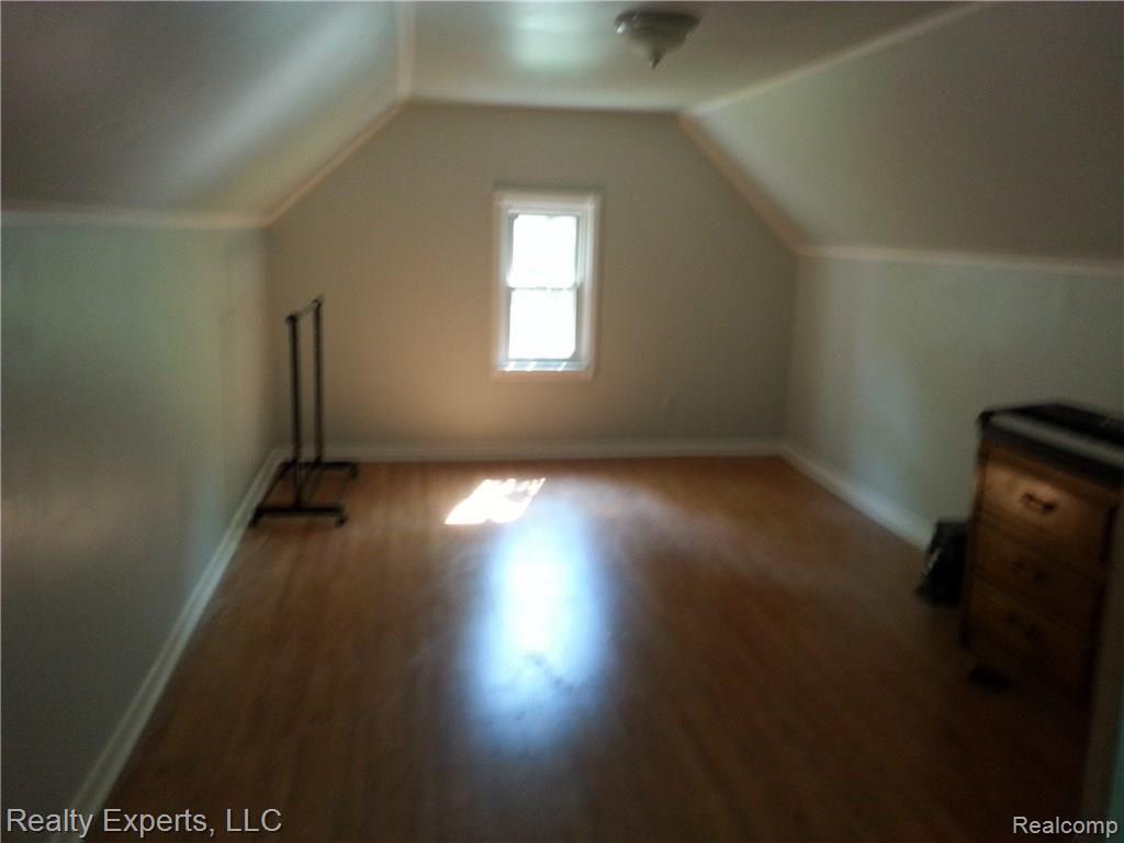 386 Delaware Road Whitmore Lake, MI 48189 - Photo 17 of 23 20160719_110243.jpg