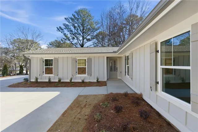 $689,900 | 719 Helen Street Northwest, Marietta, GA 30064