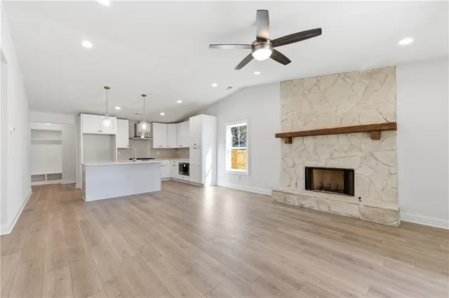 $689,900 | 719 Helen Street Northwest, Marietta, GA 30064