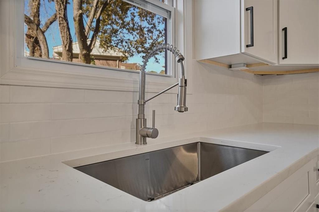 3062 Katherine Valley Road Decatur, GA 30032 - Photo 18 of 61