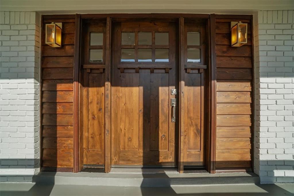 3062 Katherine Valley Road Decatur, GA 30032 - Photo 5 of 61 a view of entrance gate of building