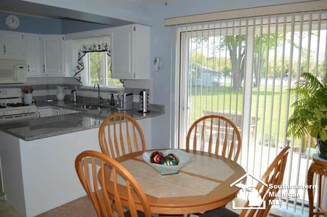 11432 Grafton Road Carleton, MI 48117 - Photo 10 of 33