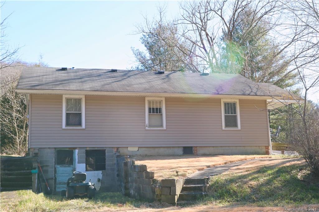 104 Old Fort Road Fairview, NC 28730 - Photo 3 of 10 front view of house with a yard