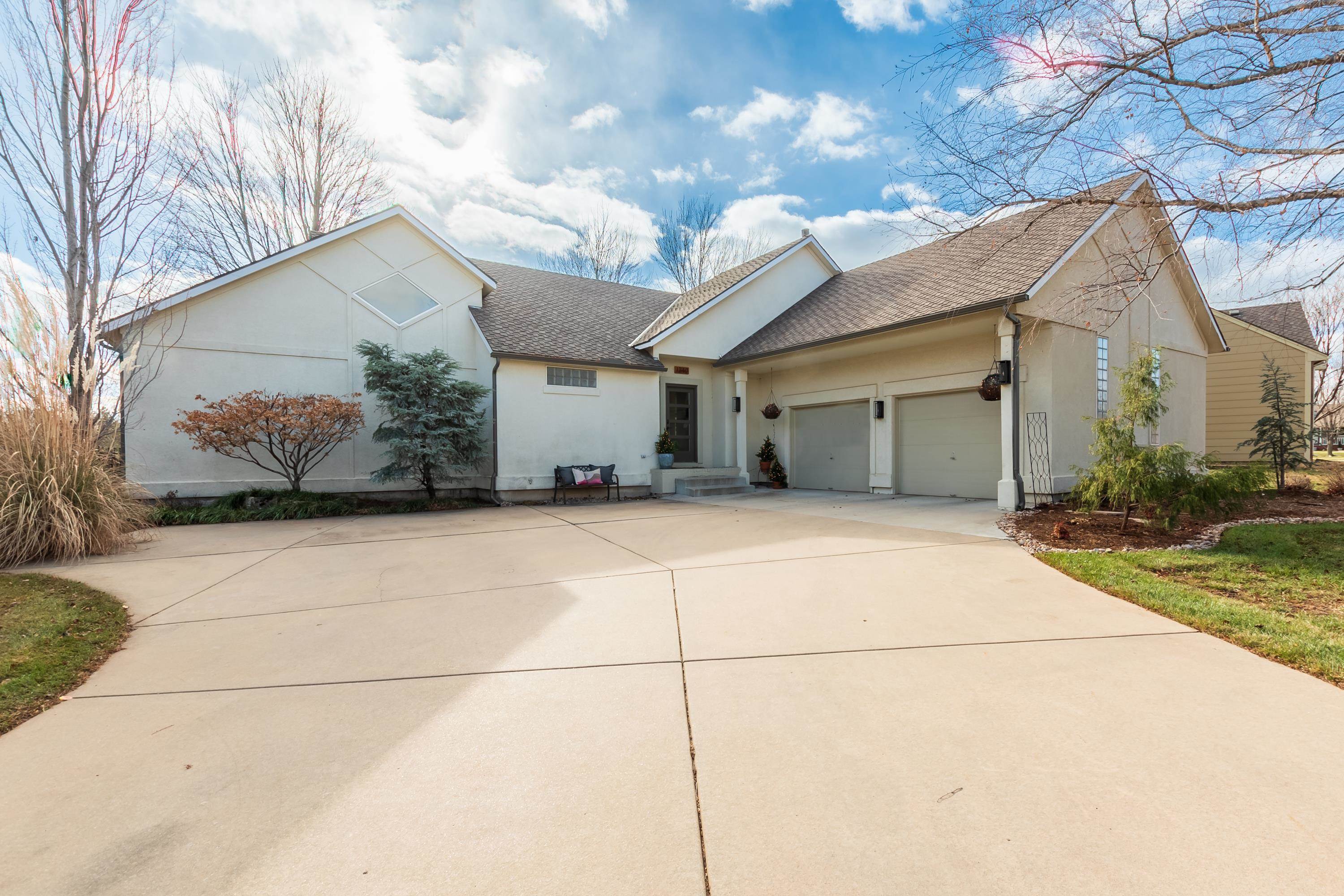 1340 Country Walk Wichita, KS 67206 - Photo 1 of 36