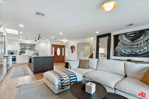 $1,025,000 | 19428 Kemp Avenue, Carson, CA 90746