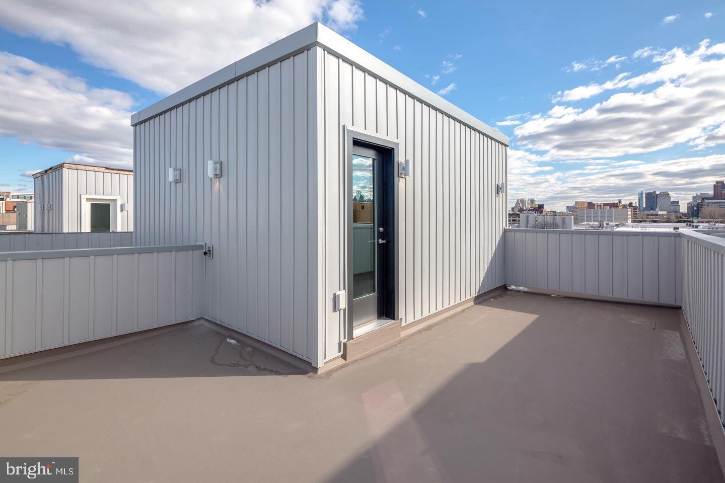 520 Fairmount Avenue Philadelphia, PA 19123 - Photo 13 of 24 a view of a porch