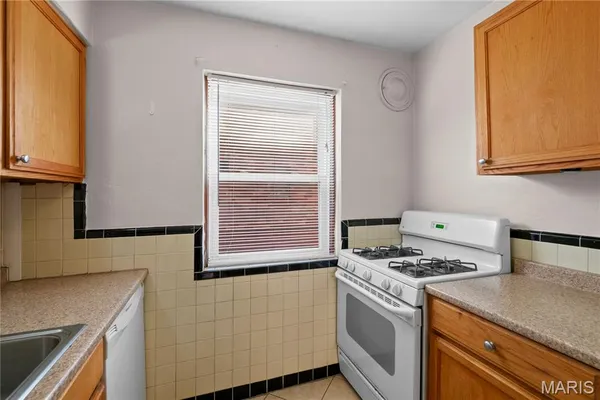 $325,000 | 5477 Loughborough Avenue, St. Louis, MO 63109