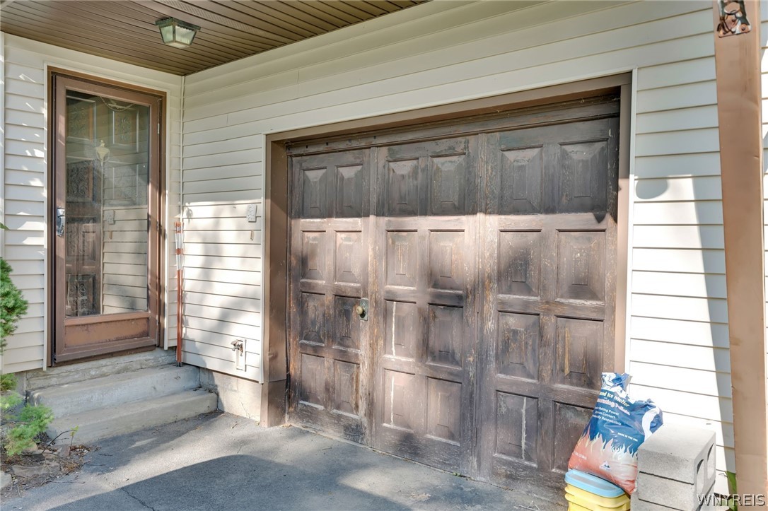 1935 Transit Road Elma, NY 14059 - Photo 5 of 30 Front Entry