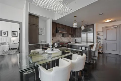 $1,284,000 | 1616 West End Avenue, Unit 2906, Nashville, TN 37203