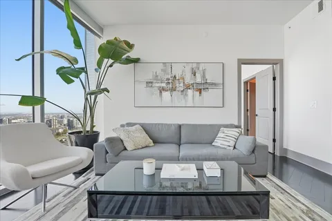 $1,284,000 | 1616 West End Avenue, Unit 2906, Nashville, TN 37203