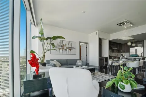 $1,284,000 | 1616 West End Avenue, Unit 2906, Nashville, TN 37203