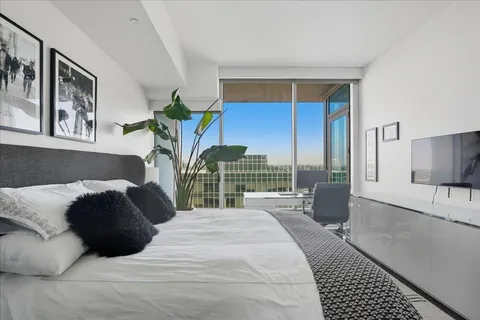 $1,284,000 | 1616 West End Avenue, Unit 2906, Nashville, TN 37203