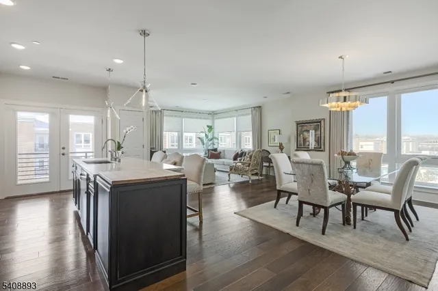 $999,000 | 3 Vanderbilt Boulevard, Unit 406, Florham Park, NJ 07932