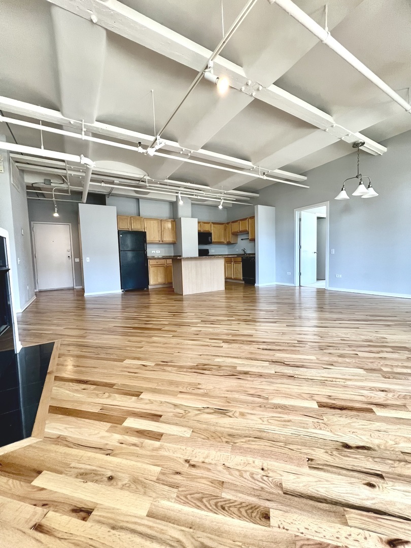 500 South Clinton Street, Unit 702 Chicago, IL 60607 - Photo 6 of 18 Gallery Image 6