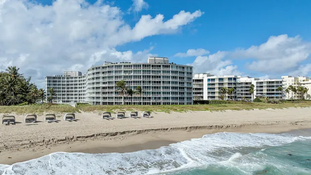 $1,350,000 | 2780 South Ocean Boulevard, Unit 612, Palm Beach, FL 33480