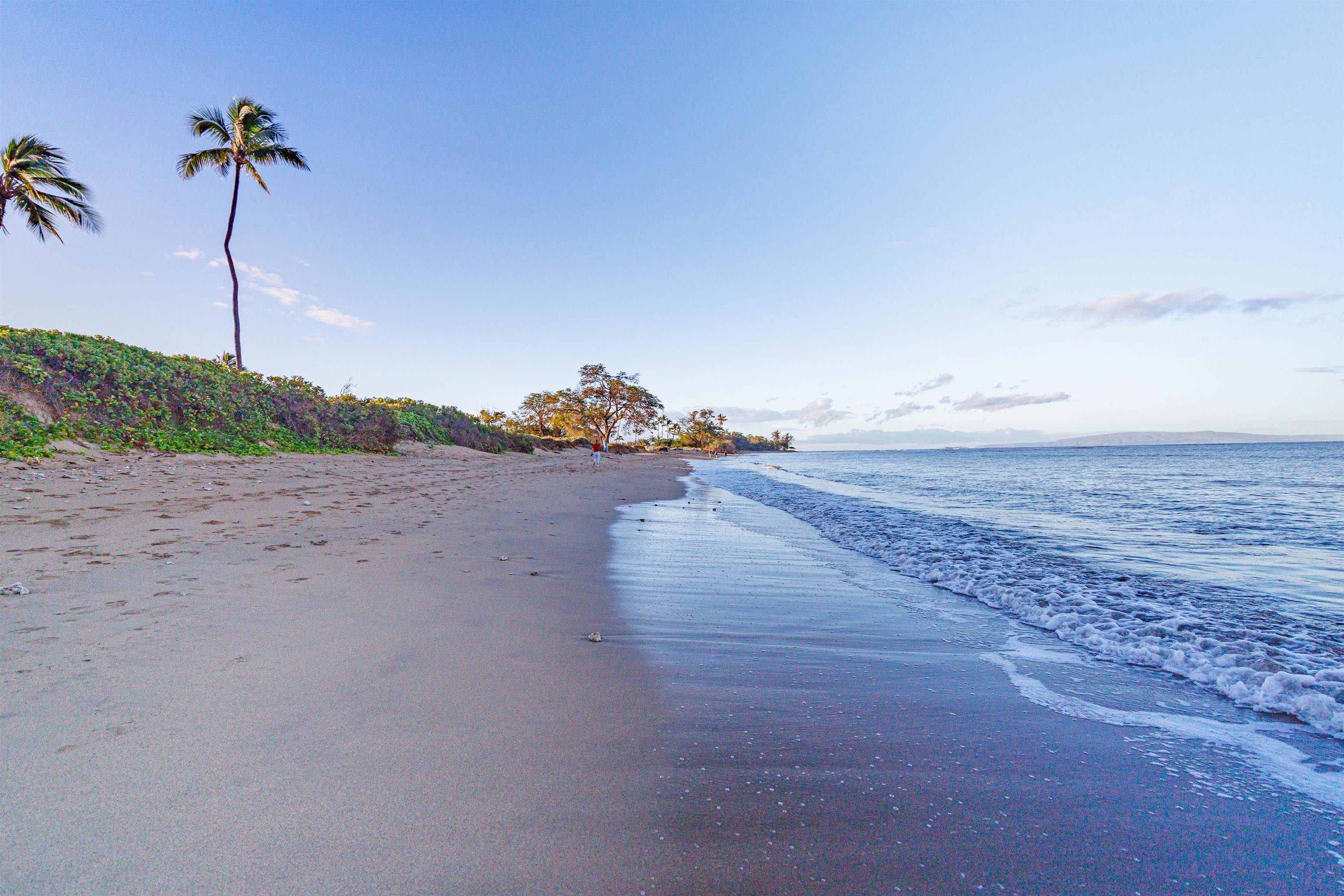 938 South Kihei Road, Unit 533 Kihei, HI 96753 - Photo 20 of 27 a view of beach and ocean view