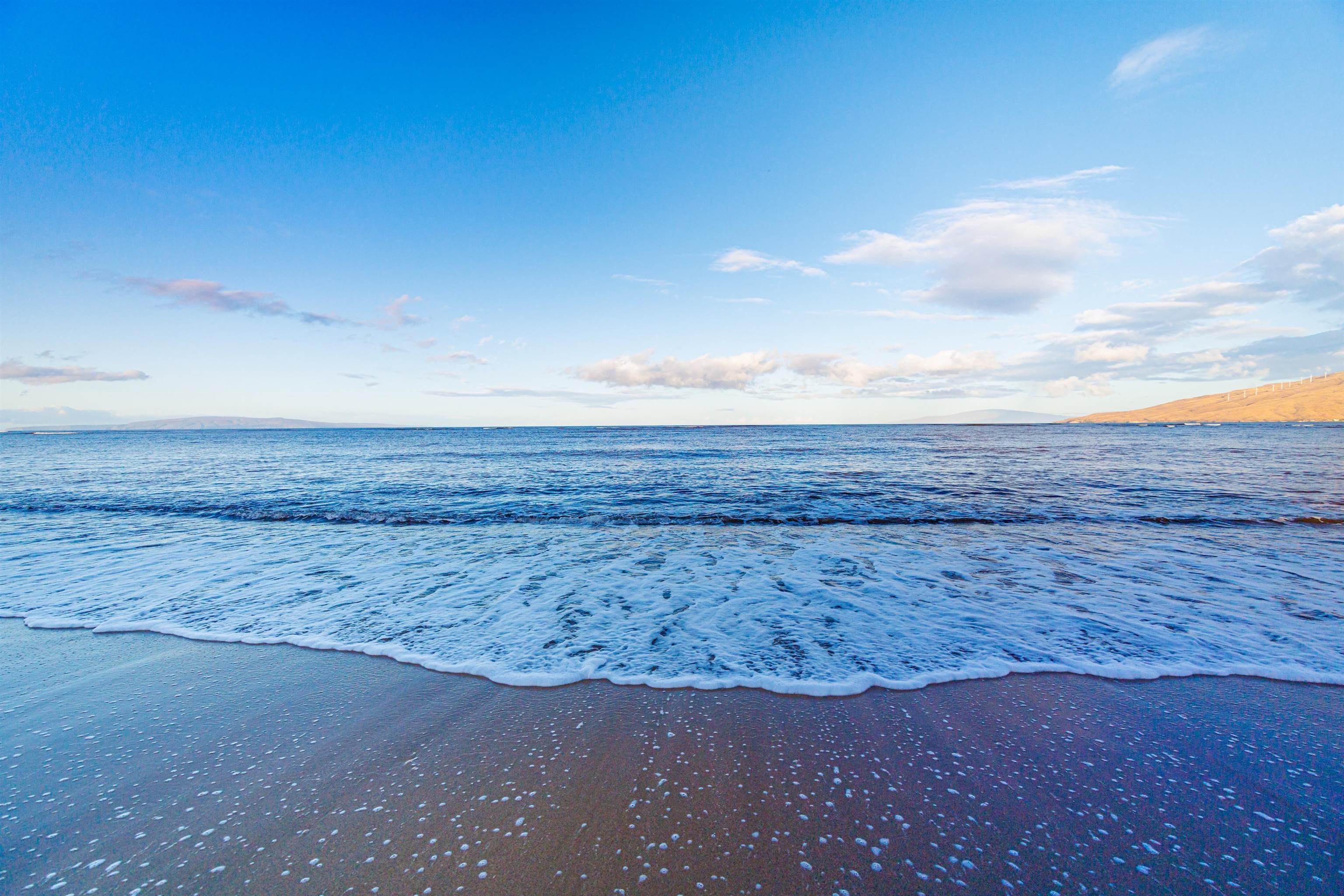 938 South Kihei Road, Unit 533 Kihei, HI 96753 - Photo 22 of 27 a view of an ocean beach