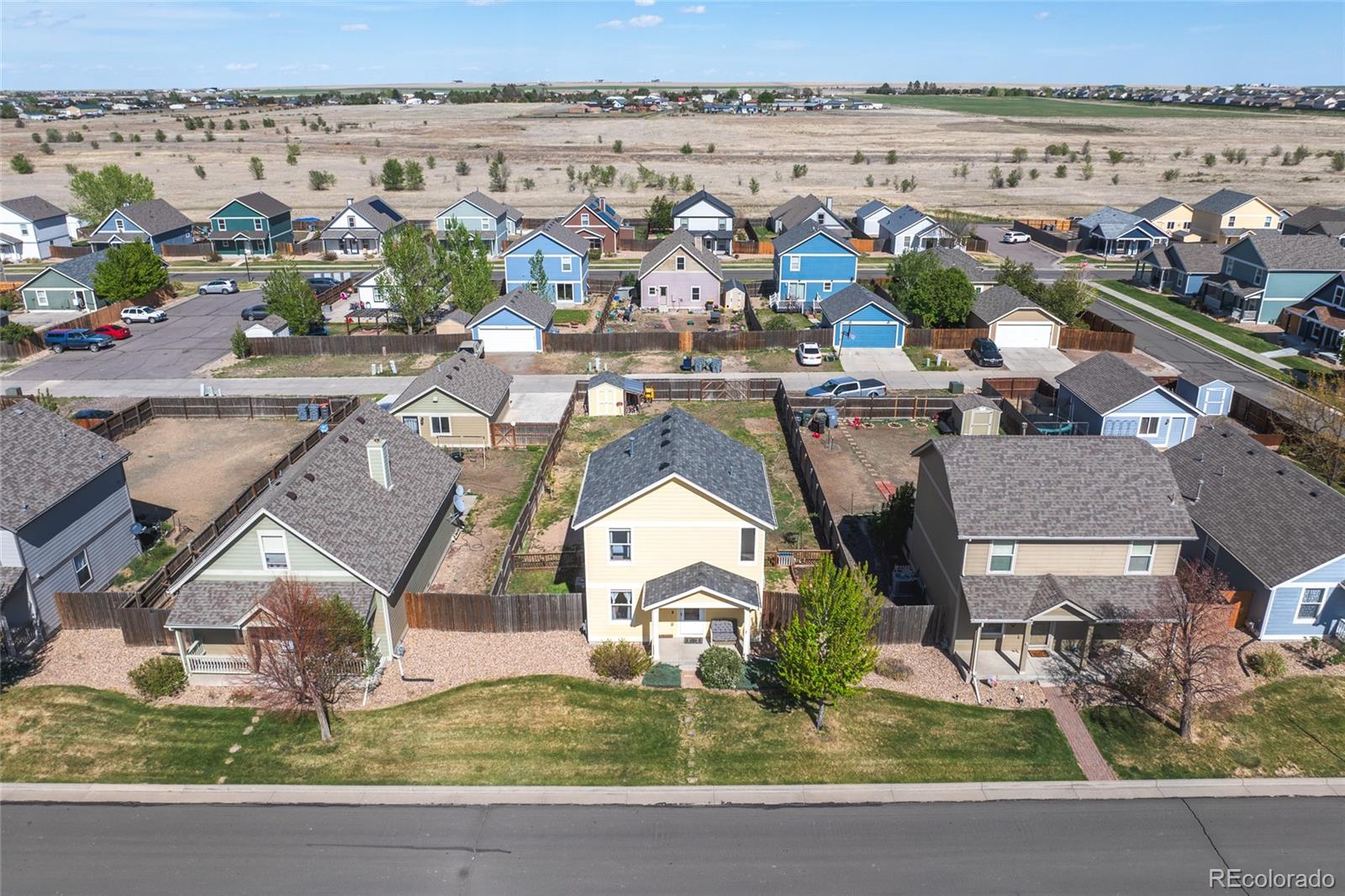 2830 Renshaw Street Strasburg, CO 80136 - Photo 27 of 28