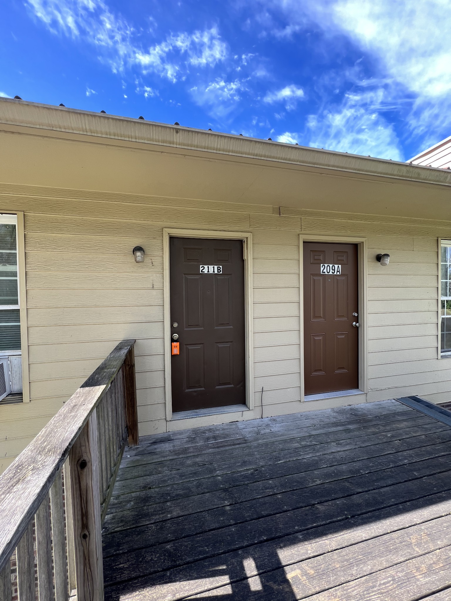 209 East Webster Street Madison, TN 37115 - Photo 26 of 33 a view of front door and wooden floor