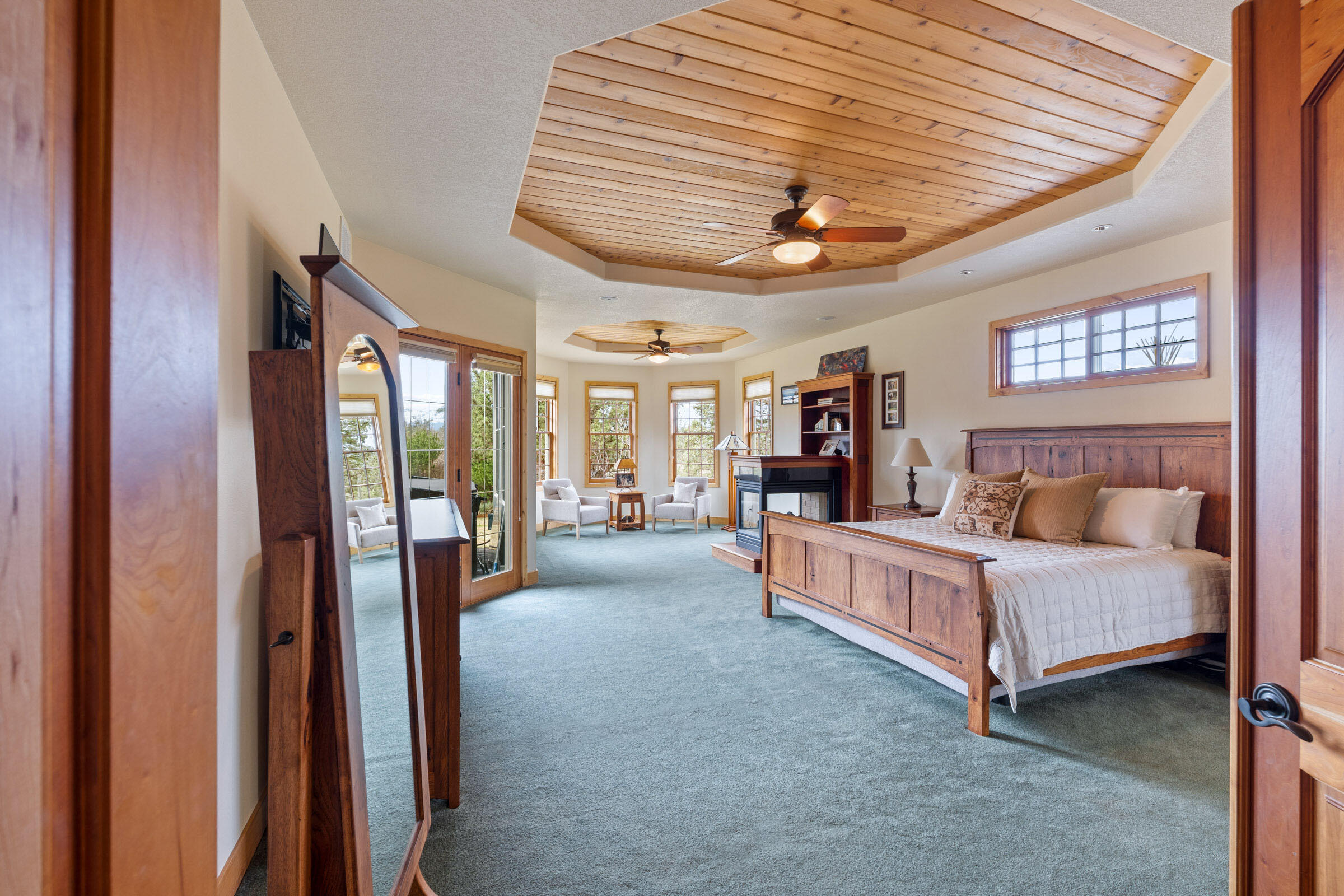 65440 Tweed Road Bend, OR 97703 - Photo 18 of 53 144_Tweed Rd_Pro Property Photos_Bend Re