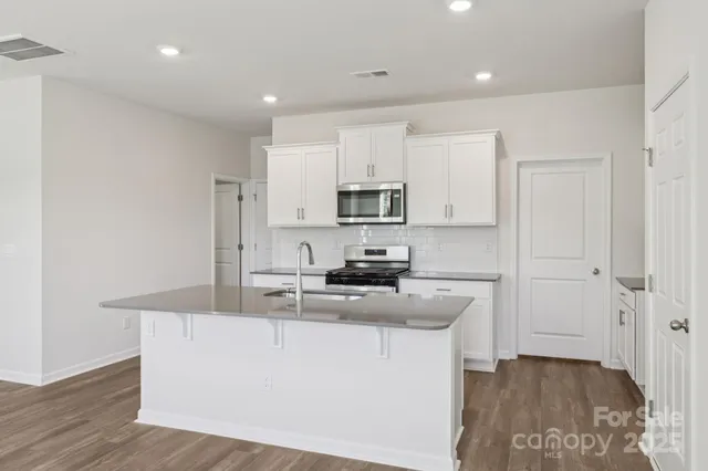 $339,000 | 3659 Maxwell Henry Lane Northwest, Conover, NC 28613