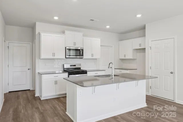 $339,000 | 3659 Maxwell Henry Lane Northwest, Conover, NC 28613