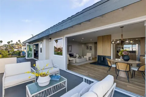 $2,799,900 | 221 Vía Los Miradores, Redondo Beach, CA 90277