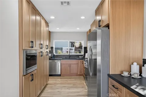 $2,799,900 | 221 Vía Los Miradores, Redondo Beach, CA 90277