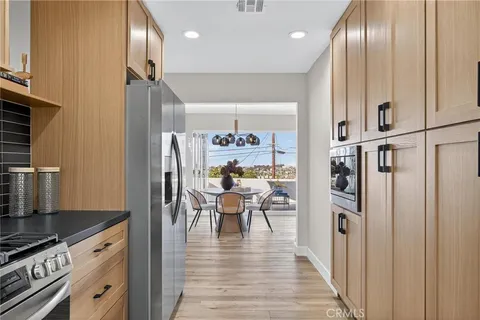 $2,799,900 | 221 Vía Los Miradores, Redondo Beach, CA 90277