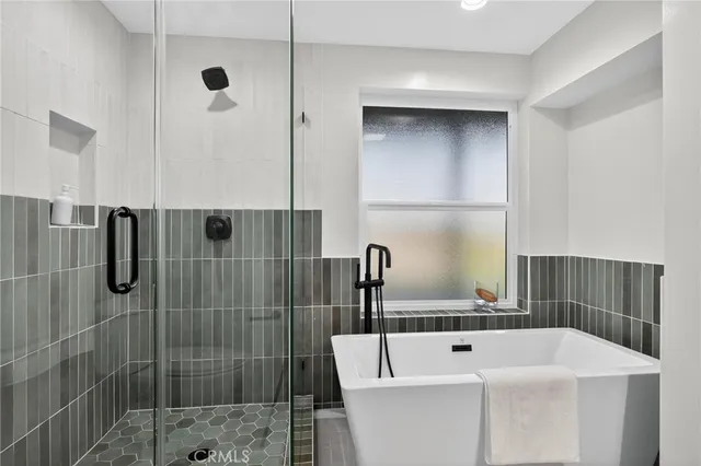 $2,799,900 | 221 VÃa Los Miradores, Redondo Beach, CA 90277