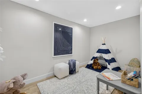 $2,799,900 | 221 Vía Los Miradores, Redondo Beach, CA 90277