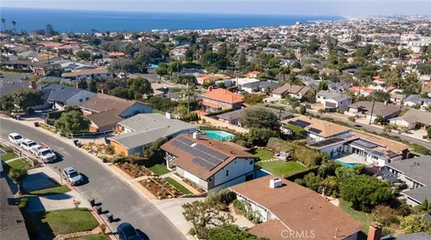 $2,799,900 | 221 Vía Los Miradores, Redondo Beach, CA 90277