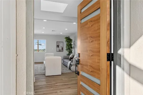 $2,799,900 | 221 Vía Los Miradores, Redondo Beach, CA 90277