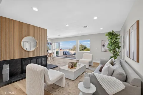 $2,799,900 | 221 Vía Los Miradores, Redondo Beach, CA 90277