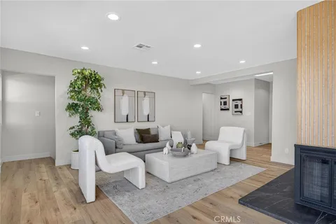 $2,799,900 | 221 Vía Los Miradores, Redondo Beach, CA 90277