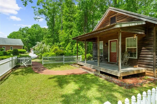 $1,999,000 | 11905 Hutchesons Ferry Road, Chattahoochee Hills, GA 30268