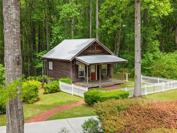 $1,999,000 | 11905 Hutchesons Ferry Road, Chattahoochee Hills, GA 30268
