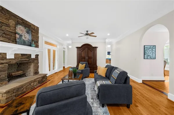 $1,999,000 | 11905 Hutchesons Ferry Road, Chattahoochee Hills, GA 30268