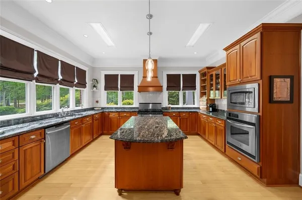 $1,999,000 | 11905 Hutchesons Ferry Road, Chattahoochee Hills, GA 30268
