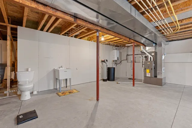 $375,000 | S5478 Mammoth Trail, Baraboo, WI 53913