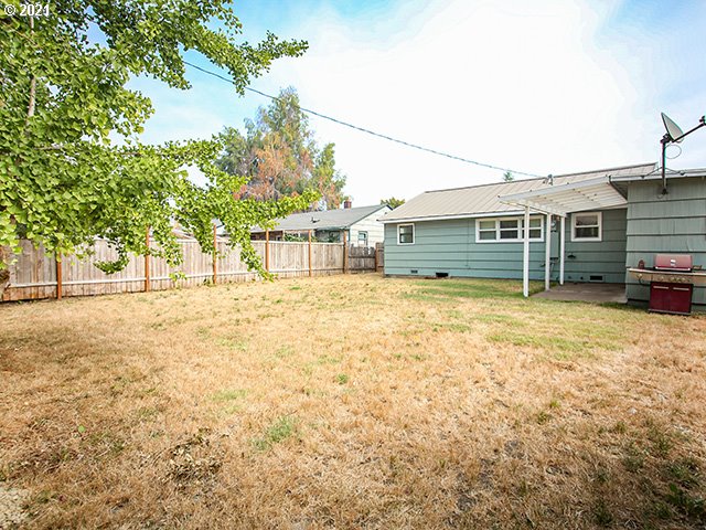 3298 Pheasant Boulevard Springfield, OR 97477 - Photo 17 of 20 Gallery Image 17